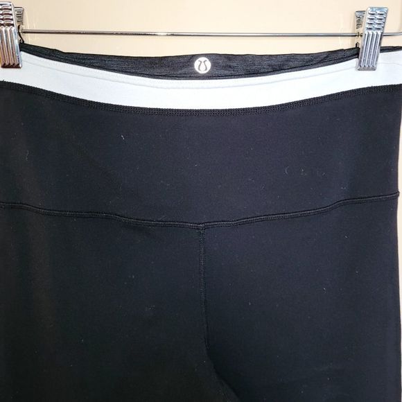 Lululemon Reversible Flare/Wide Leg Yoga Pant Black Size 6 - Picture 15 of 15